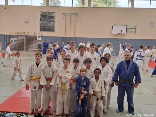 01 IMG-2024